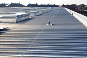 Commercial Buildings Benefit from Rubber Roofing